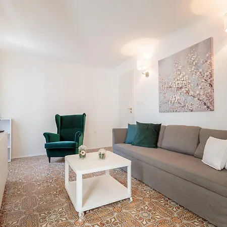 Nada Holiday home *